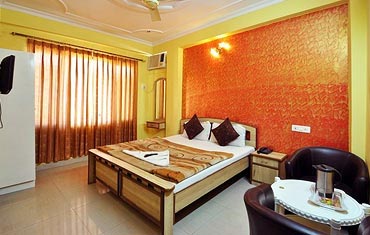 Kedarnath Hotels